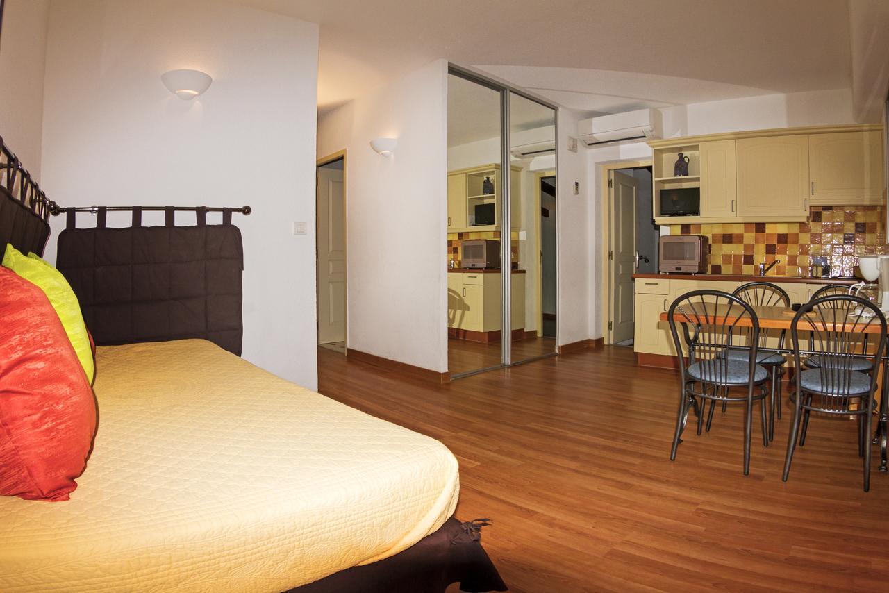 Residence Hoteliere Scudo Ajaccio  Exteriér fotografie